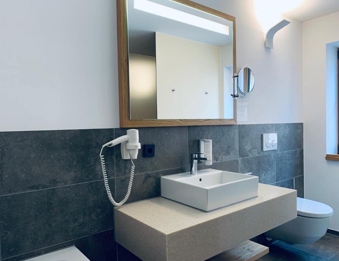 Stadthotel Kachelofen ครุมบาค ภายนอก รูปภาพ