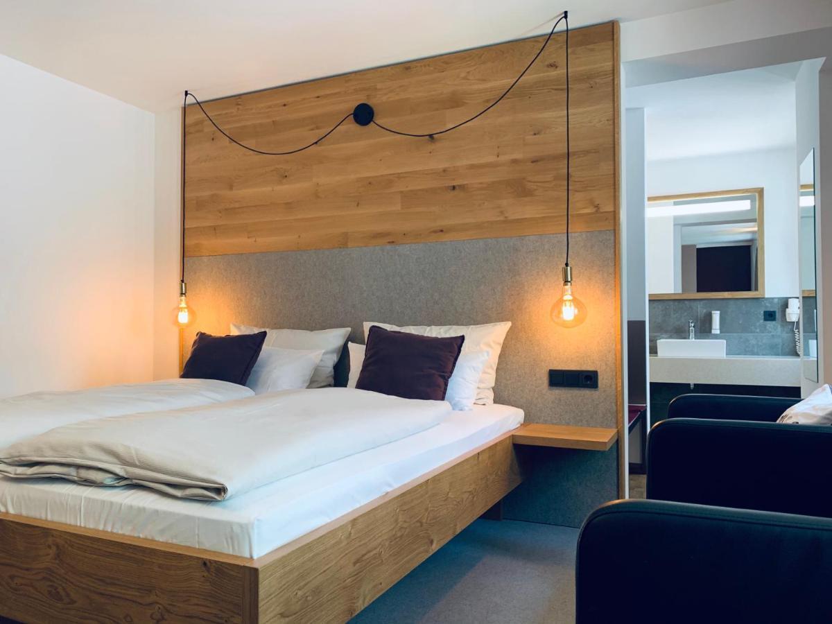 Stadthotel Kachelofen ครุมบาค ภายนอก รูปภาพ