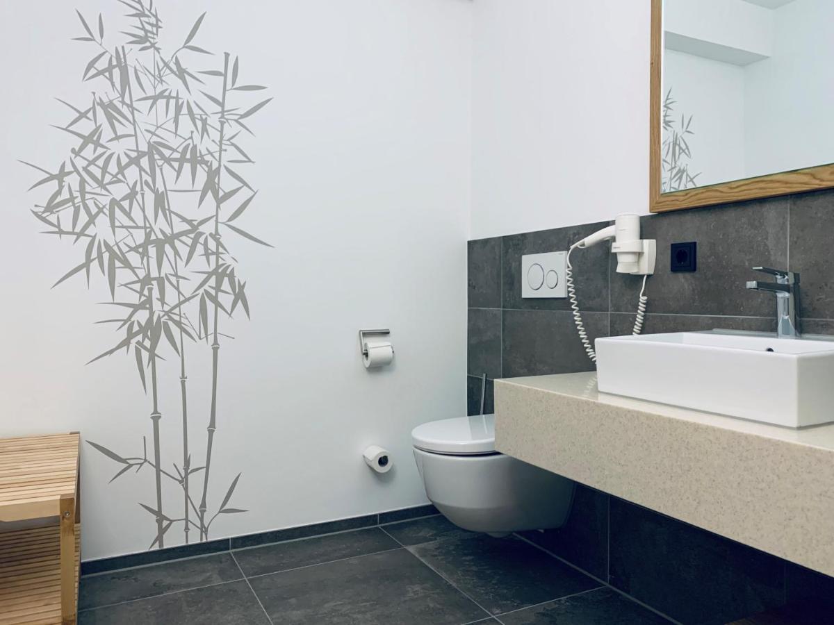 Stadthotel Kachelofen ครุมบาค ภายนอก รูปภาพ