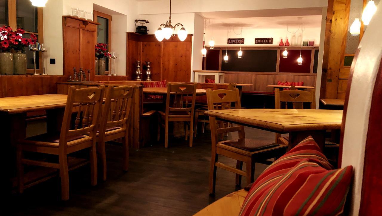 Stadthotel Kachelofen ครุมบาค ภายนอก รูปภาพ